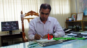 Bagerhat-DC-Interview01
