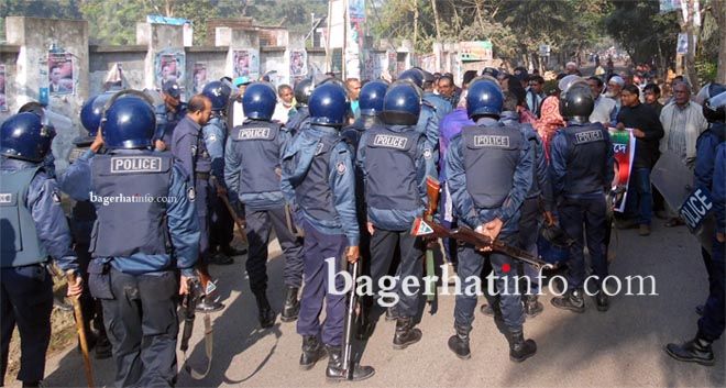 Bagerhat-Pic-1(26-12-2014)Police