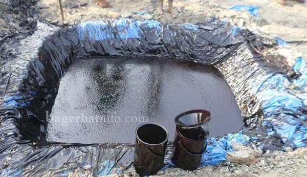 Oil-collection-at-SundorBon-Pic3