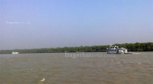 turist-Bot-at-Sundorbon