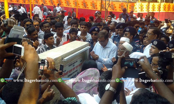 Bagerhat-Pic-1(08-05-2015)Home-Minister