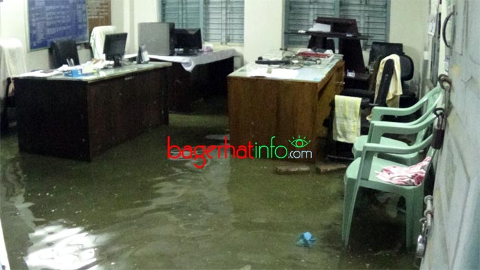 Bagerhat-Pic-2(09-07-2015)Pani-Bondi